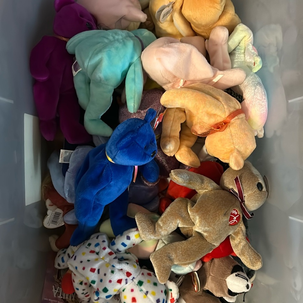 Beanie Baby Blind Box - Includes 3 Ty Beanies